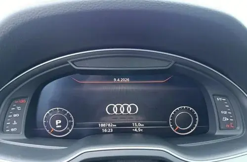 AUDI SQ7 