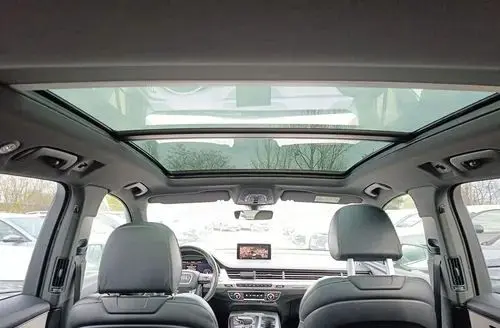 AUDI SQ7 