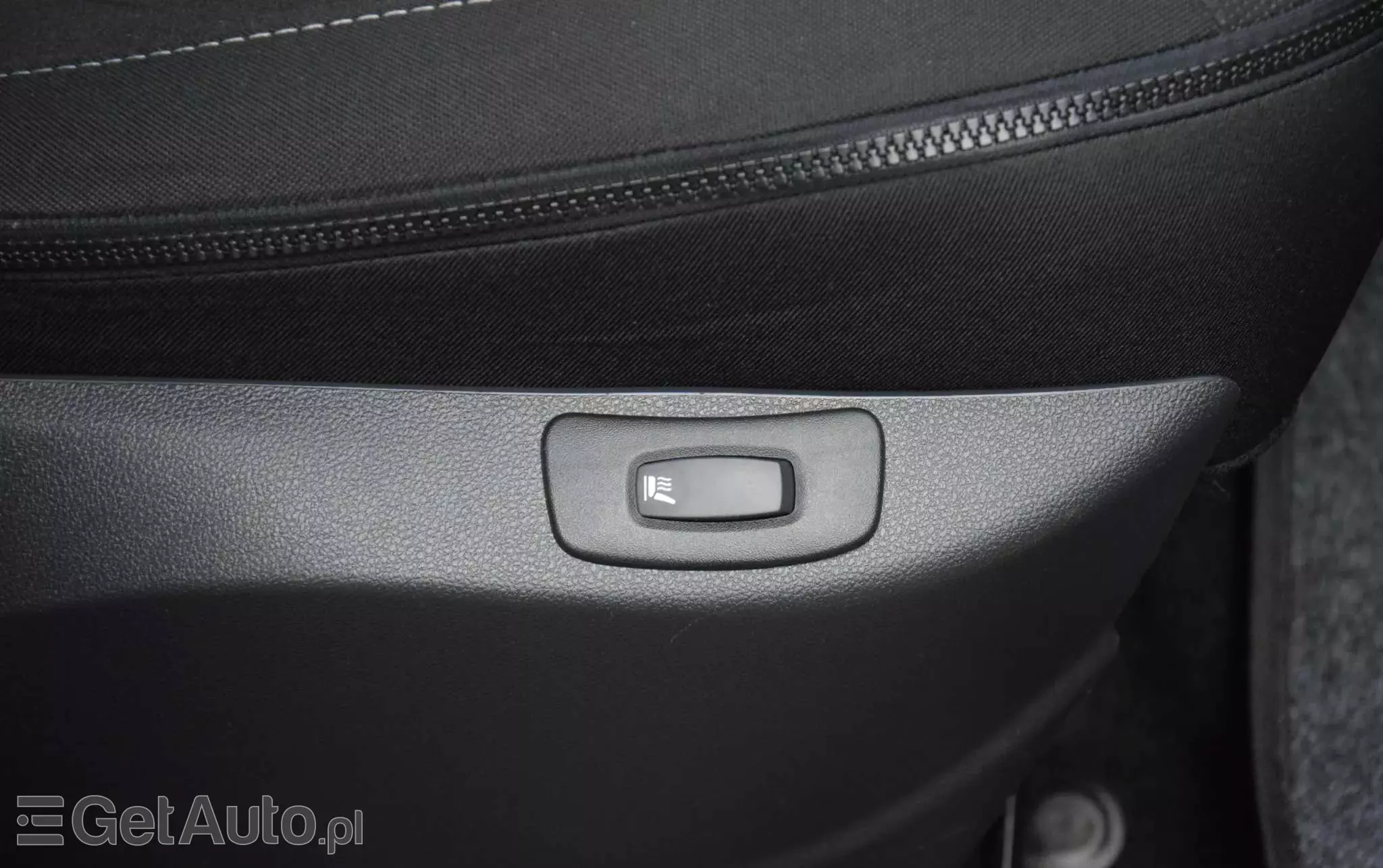 RENAULT Captur (ENERGY) TCe 90 INTENS