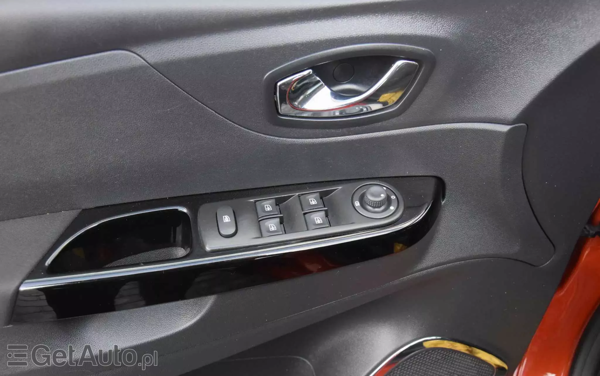 RENAULT Captur (ENERGY) TCe 90 INTENS