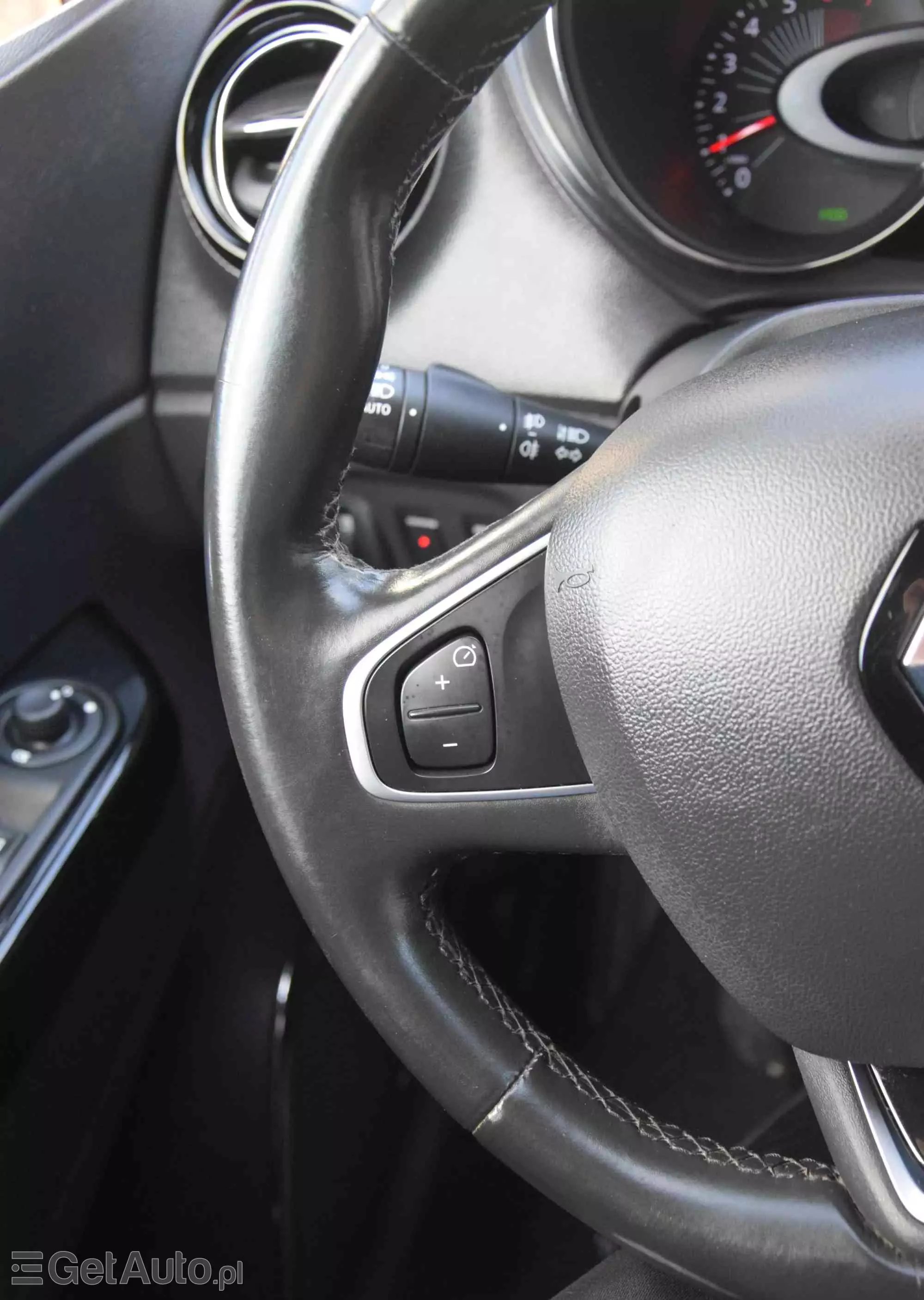 RENAULT Captur (ENERGY) TCe 90 INTENS