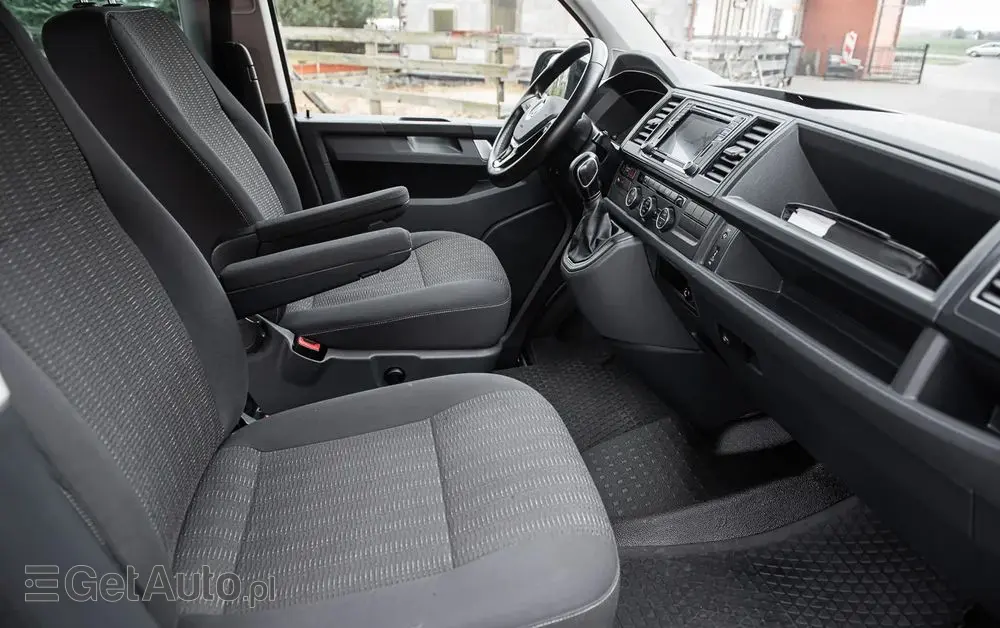 VOLKSWAGEN Caravelle 2.0 BiTDI L1 Comfortline 4Motion DSG