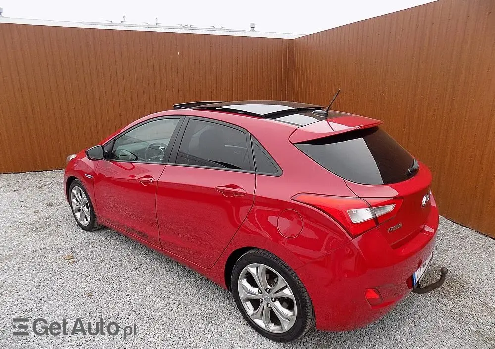 HYUNDAI I30 1.6 CRDI Fifa World Cup Edition