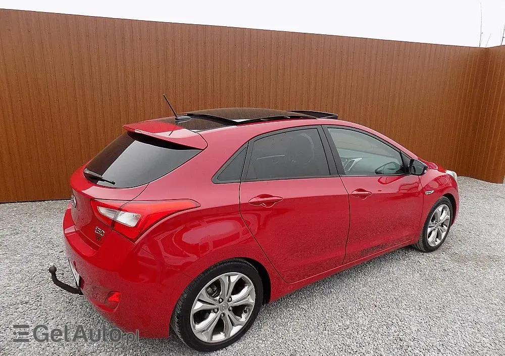 HYUNDAI I30 1.6 CRDI Fifa World Cup Edition