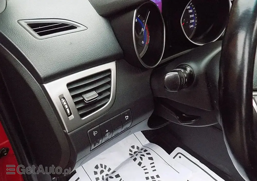 HYUNDAI I30 1.6 CRDI Fifa World Cup Edition