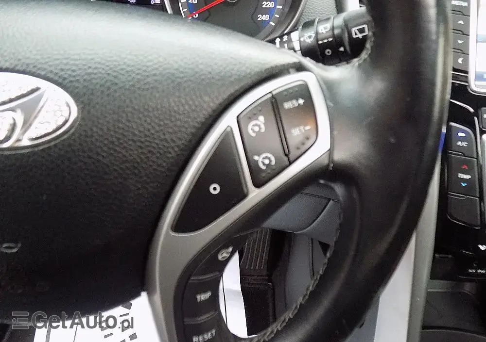 HYUNDAI I30 1.6 CRDI Fifa World Cup Edition