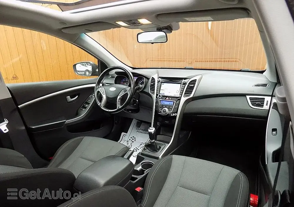 HYUNDAI I30 1.6 CRDI Fifa World Cup Edition