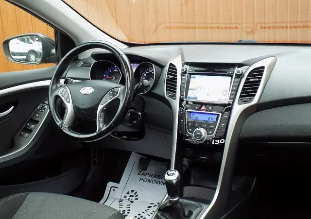 HYUNDAI I30 1.6 CRDI Fifa World Cup Edition