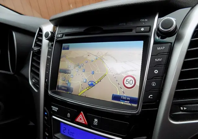 HYUNDAI I30 1.6 CRDI Fifa World Cup Edition