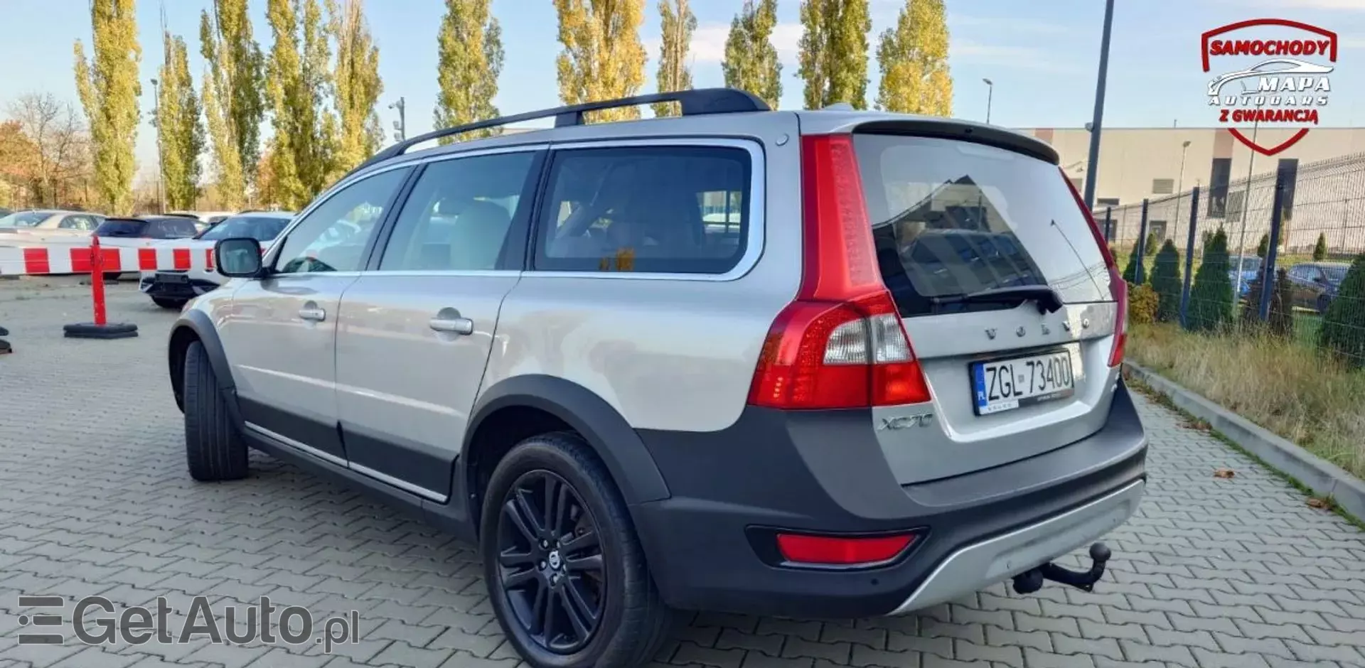 VOLVO XC70 