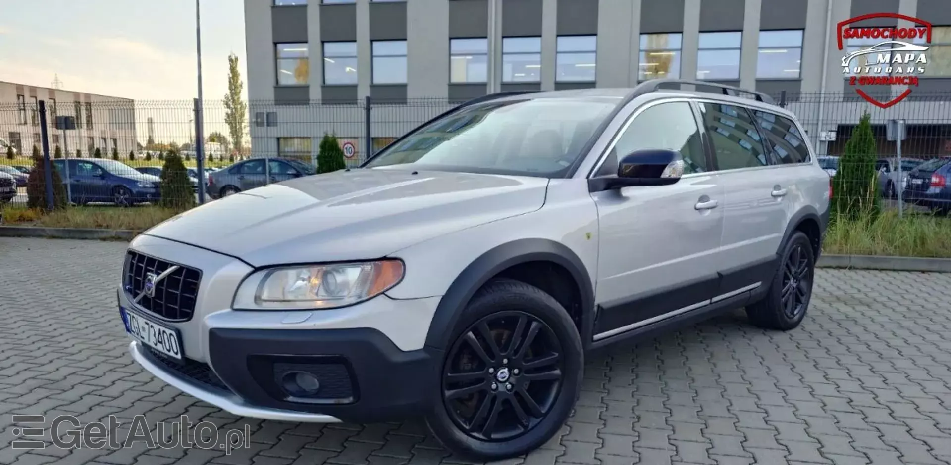 VOLVO XC70 
