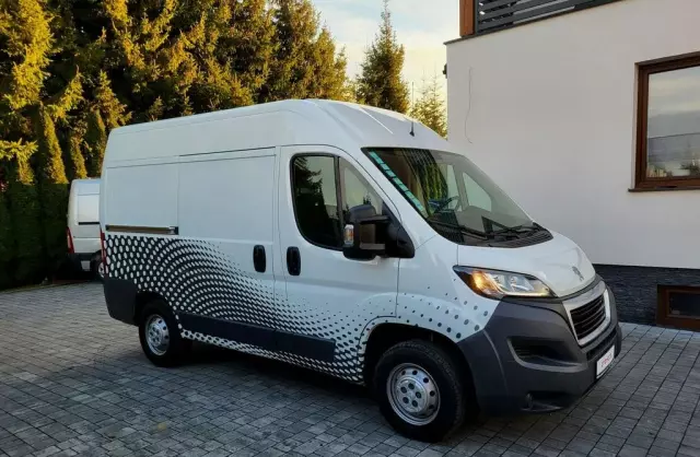 PEUGEOT Boxer 