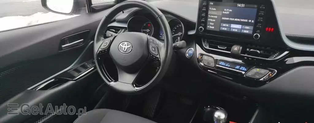 TOYOTA C-HR 