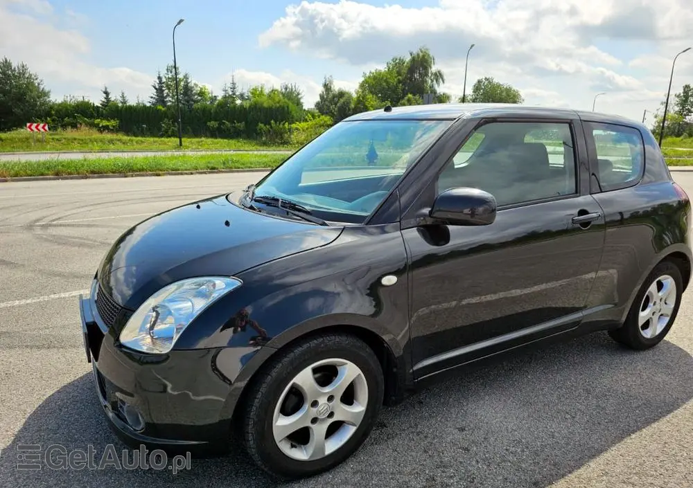 SUZUKI Swift 1.3 Comfort