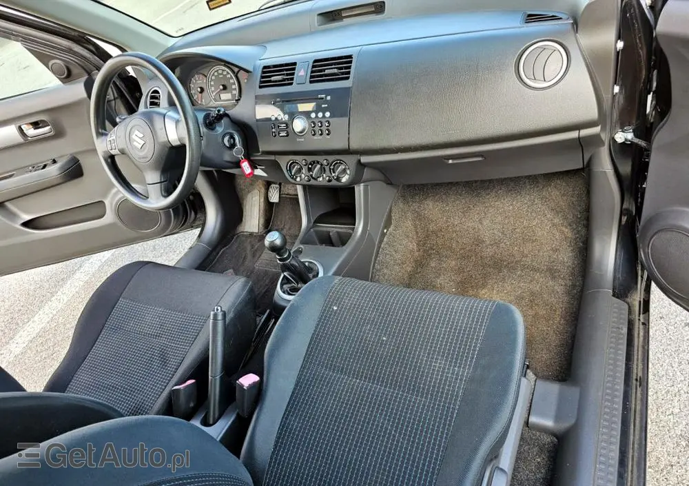SUZUKI Swift 1.3 Comfort