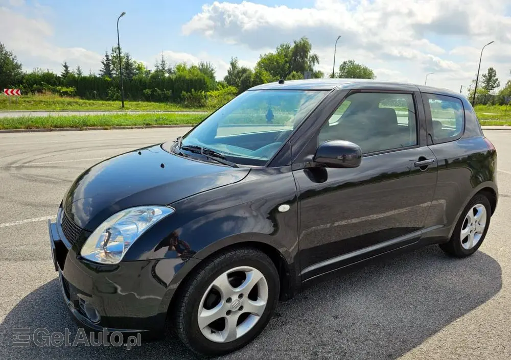 SUZUKI Swift 1.3 Comfort