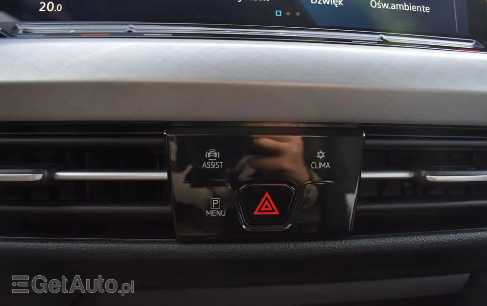 VOLKSWAGEN Golf 1.5 eTSI OPF DSG Life