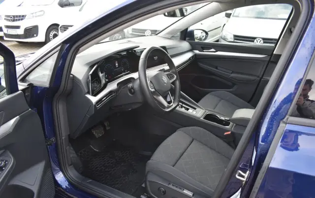 VOLKSWAGEN Golf 1.5 eTSI OPF DSG Life