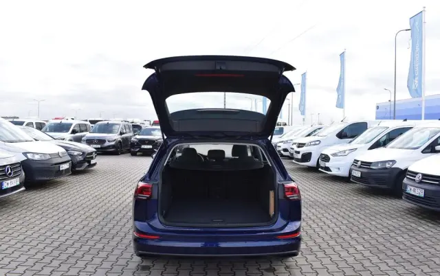 VOLKSWAGEN Golf 1.5 eTSI OPF DSG Life