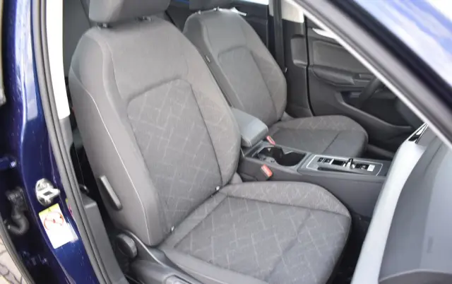 VOLKSWAGEN Golf 1.5 eTSI OPF DSG Life