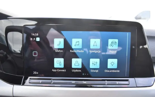 VOLKSWAGEN Golf 1.5 eTSI OPF DSG Life