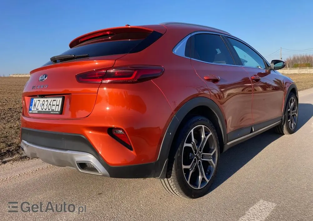 KIA XCeed 1.5 T-GDI Business Line DCT