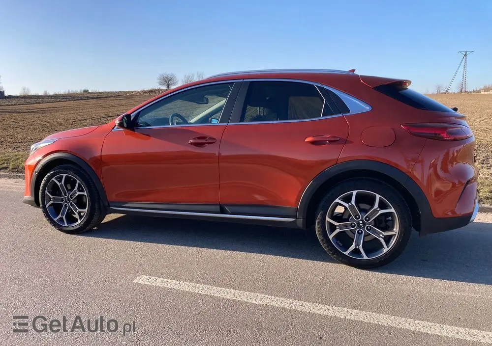 KIA XCeed 1.5 T-GDI Business Line DCT
