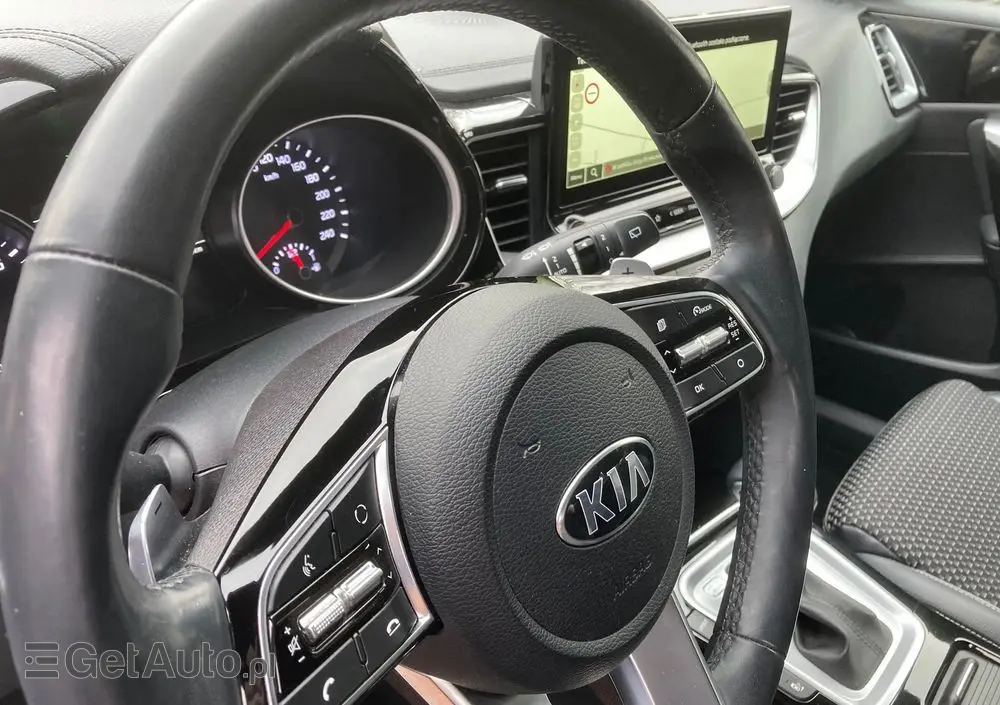 KIA XCeed 1.5 T-GDI Business Line DCT