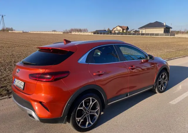 KIA XCeed 1.5 T-GDI Business Line DCT