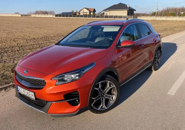 KIA XCeed 1.5 T-GDI Business Line DCT
