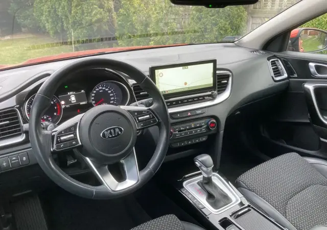 KIA XCeed 1.5 T-GDI Business Line DCT