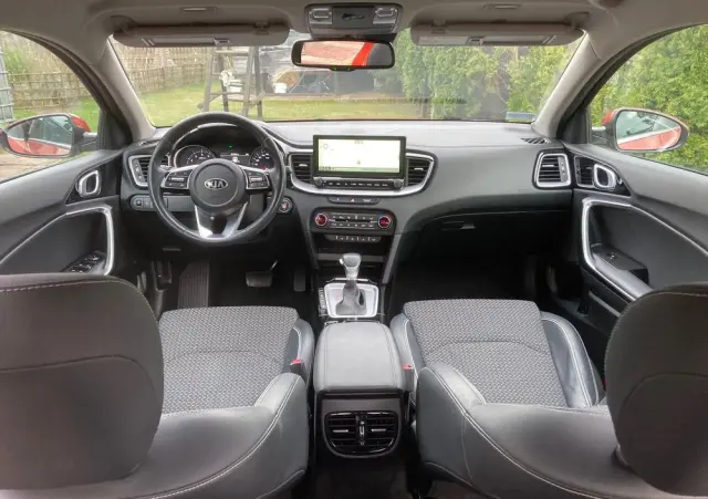 KIA XCeed 1.5 T-GDI Business Line DCT