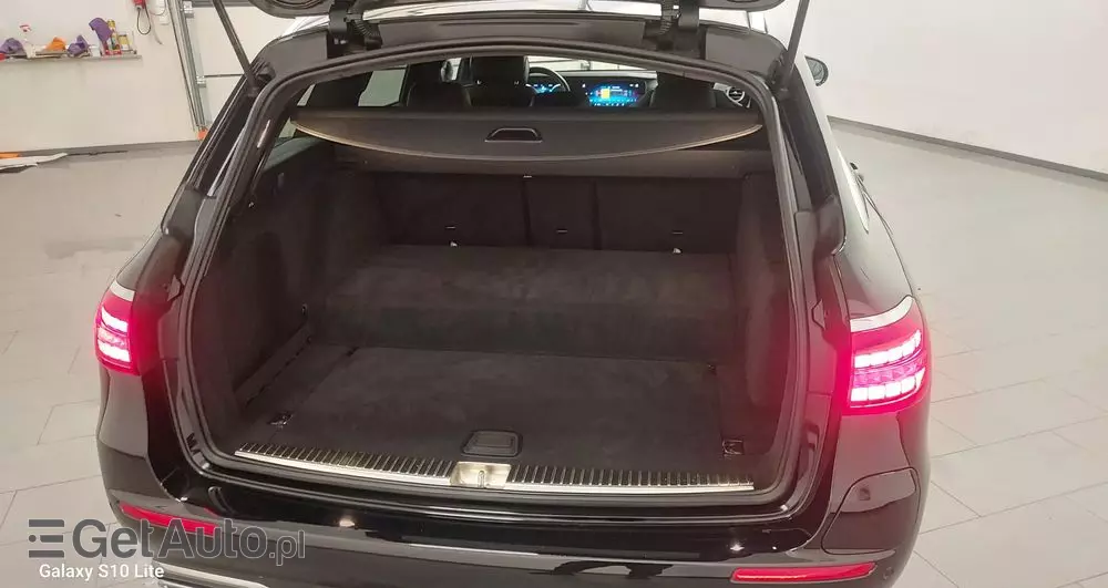 MERCEDES-BENZ Klasa E 220 d 9G-TRONIC Exclusive