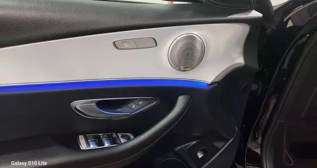 MERCEDES-BENZ Klasa E 220 d 9G-TRONIC Exclusive