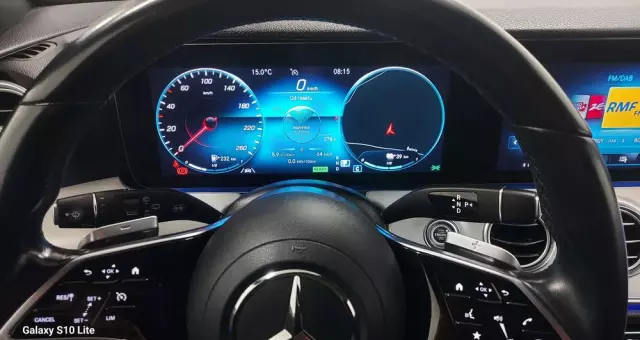 MERCEDES-BENZ Klasa E 220 d 9G-TRONIC Exclusive