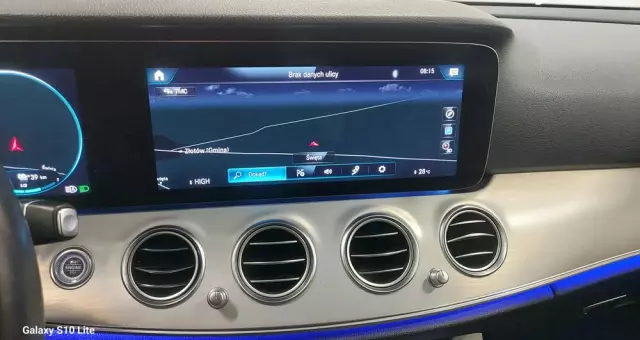 MERCEDES-BENZ Klasa E 220 d 9G-TRONIC Exclusive