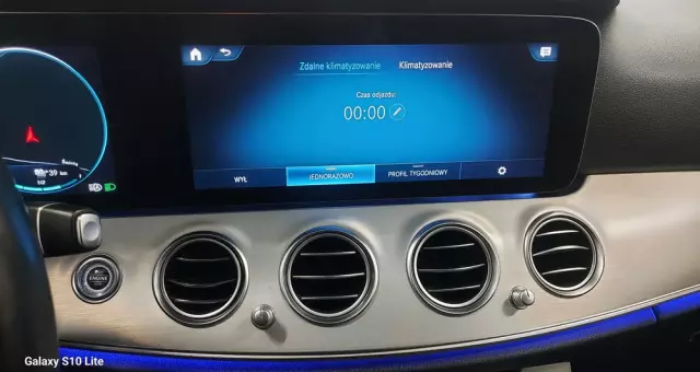 MERCEDES-BENZ Klasa E 220 d 9G-TRONIC Exclusive