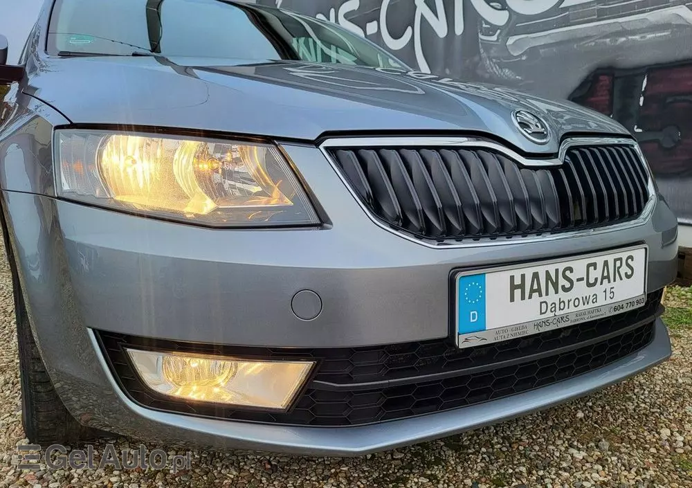 SKODA Octavia 