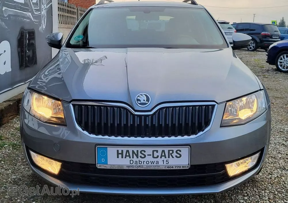 SKODA Octavia 