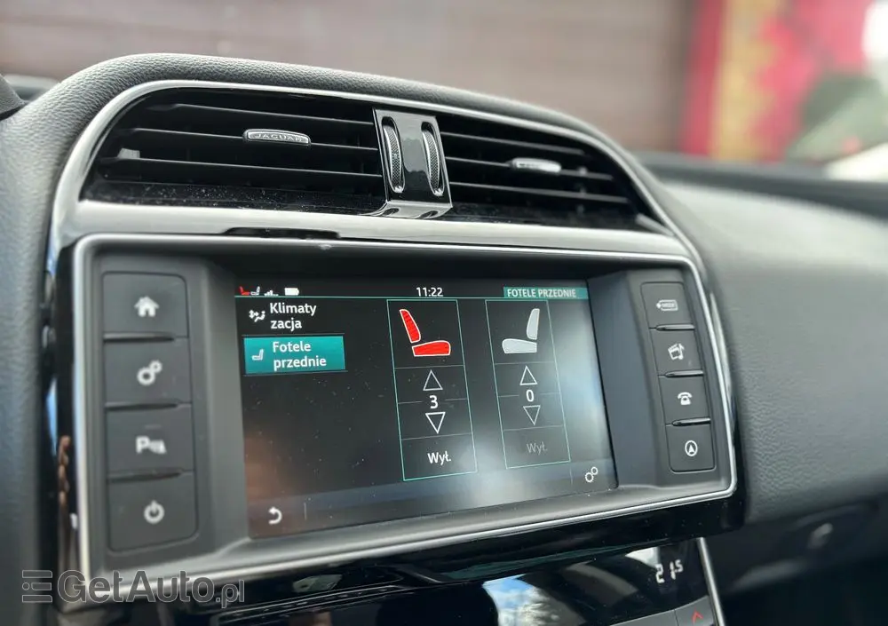 JAGUAR XE 2.0 T Pure