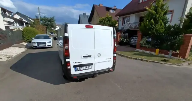 OPEL Vivaro 