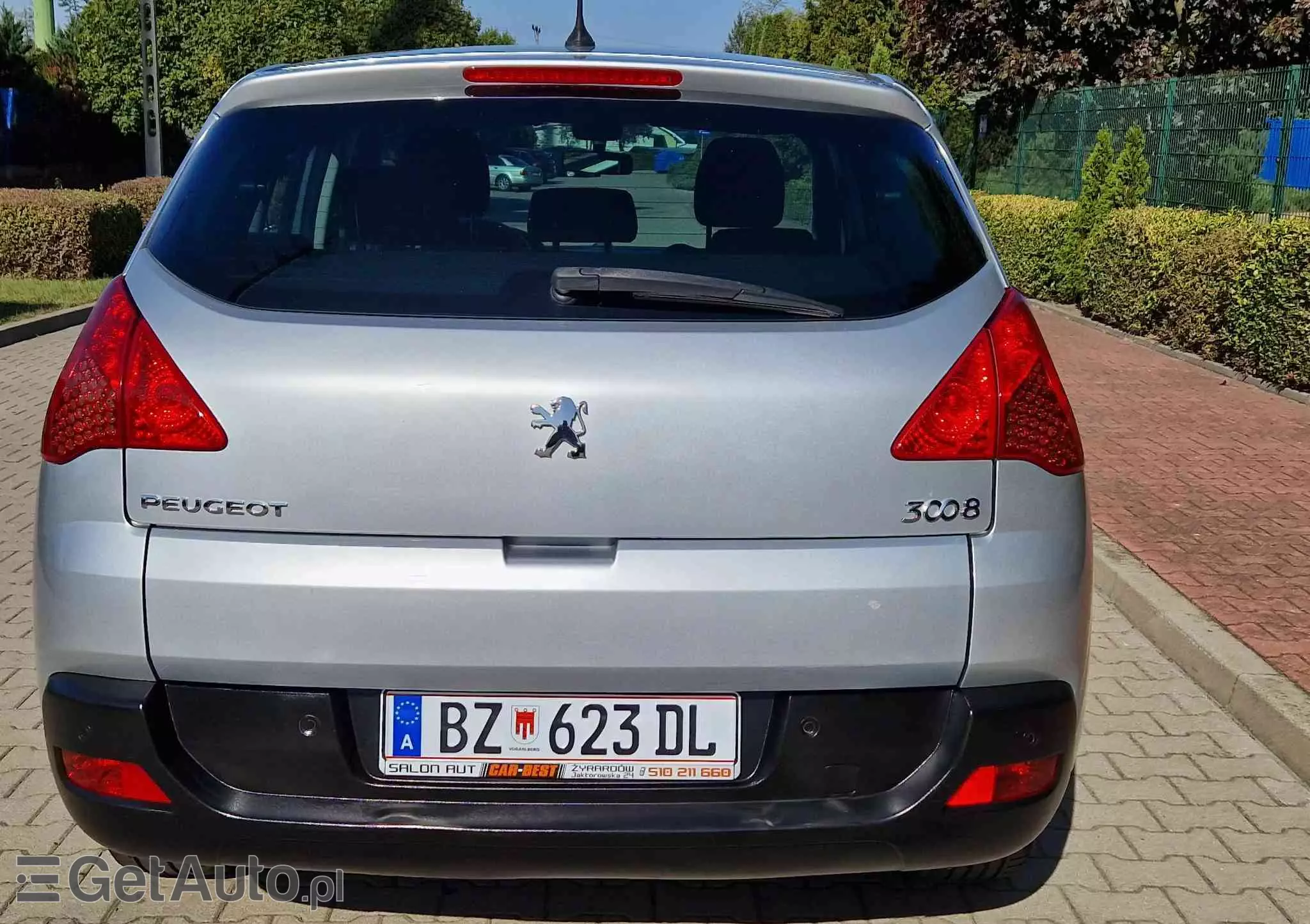 PEUGEOT 3008 