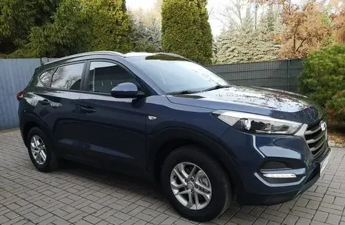HYUNDAI Tucson 