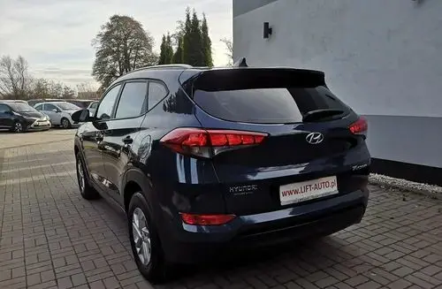HYUNDAI Tucson 