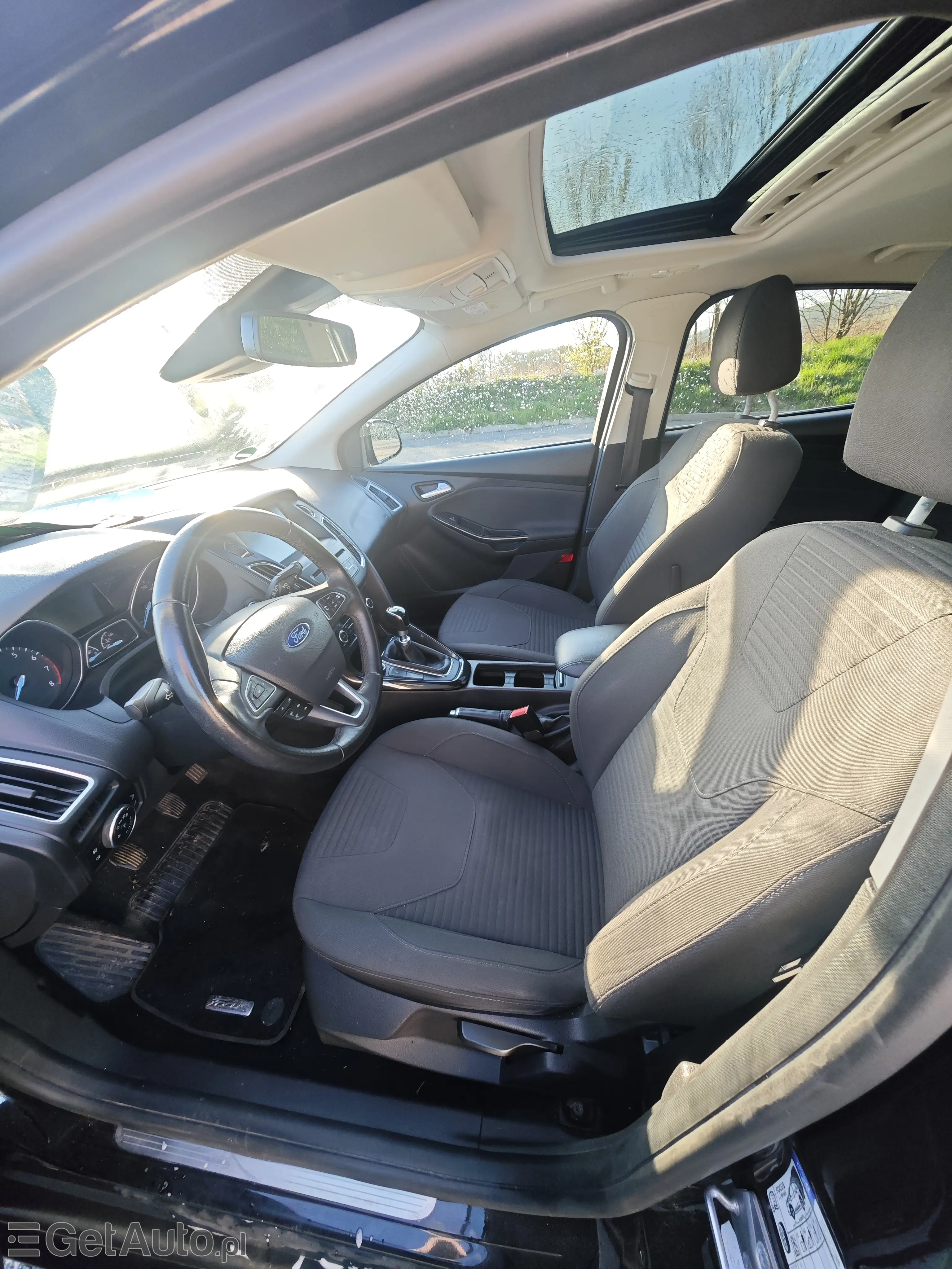 FORD Focus Titanium