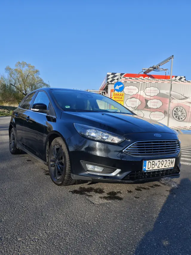 FORD Focus Titanium