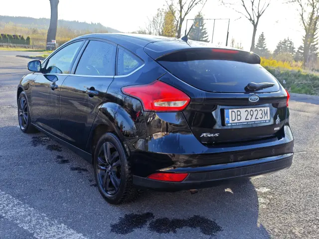 FORD Focus Titanium