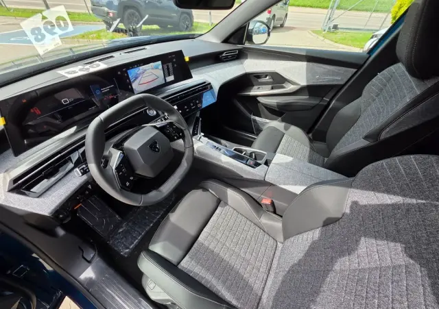 PEUGEOT 5008 1.2 PureTech mHEV Allure S&S e-DCS6