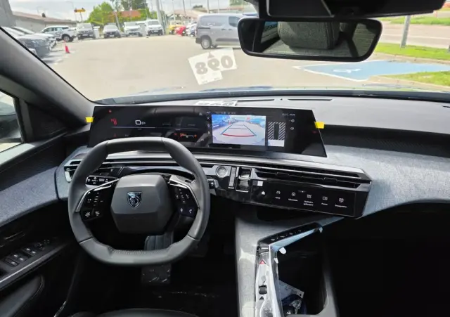 PEUGEOT 5008 1.2 PureTech mHEV Allure S&S e-DCS6