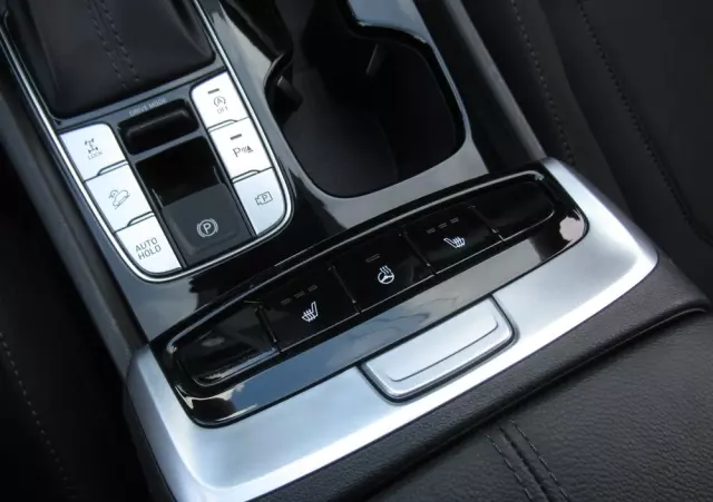 HYUNDAI Tucson 1.6 T-GDi 48V Executive 4WD DCT